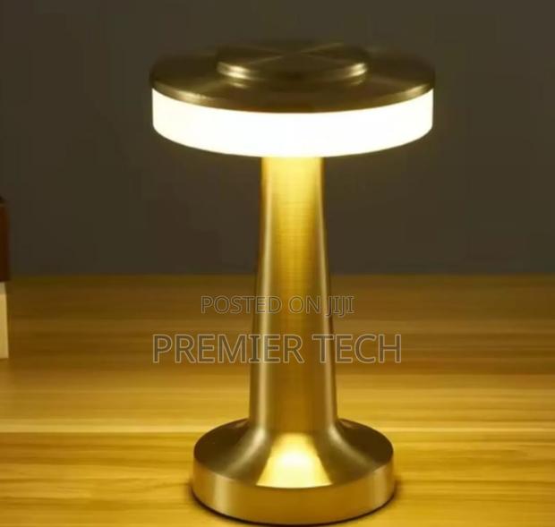 Dumbbell Table Lamp