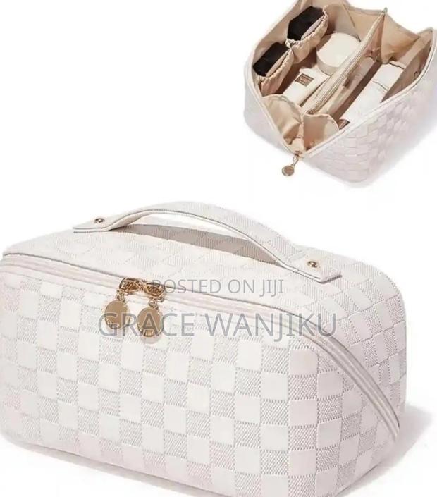 Pu Leather Cosmetic Pouch Bag - thumbnail 3