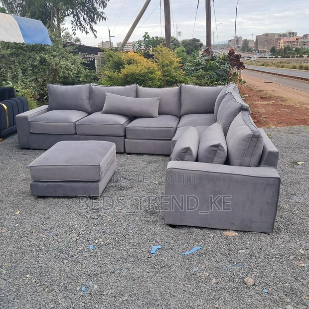 9 Seater L Seat Sofa With a Puff