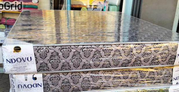 10 Inch Medium Density Quilted Mattress (6*6) - main view