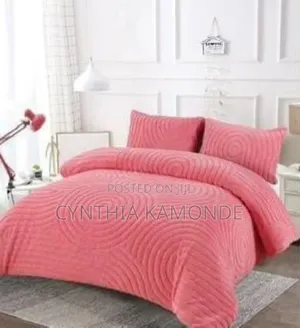 Honey G Luxury Design Cozy Woolen Duvet Set