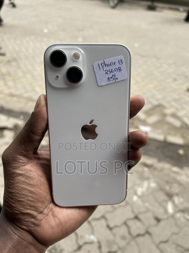 Apple iPhone 13 256 GB White - thumbnail 2