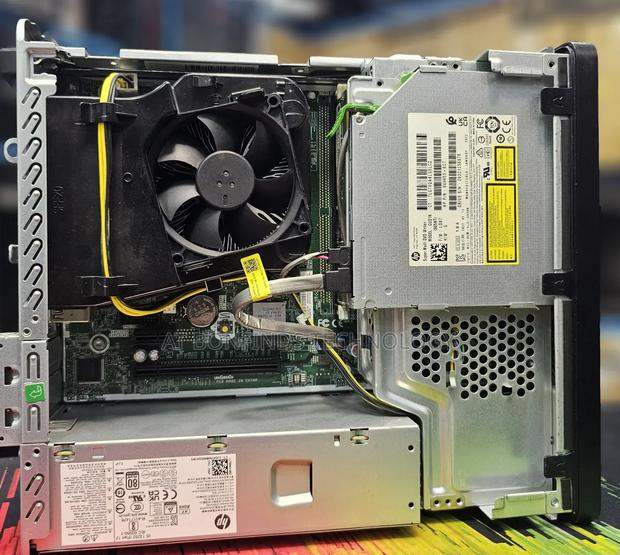 Desktop Computer HP ProDesk 400 8GB AMD Ryzen 5 SSD 256GB - thumbnail 3