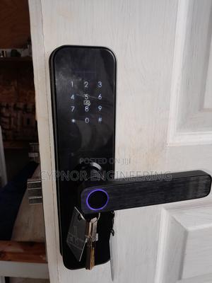 Airbnbs Safety Solutions Rfid Keyless Remote Control Locks - thumbnail 2