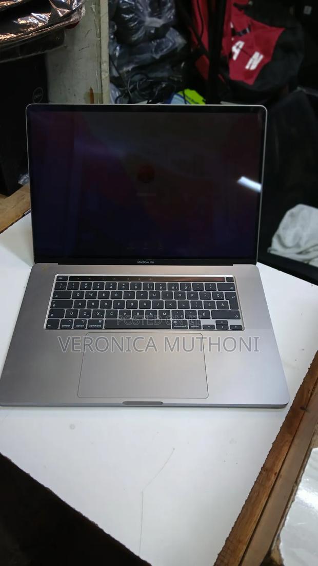 Laptop Apple MacBook 16GB Intel Core I7 SSD 512GB