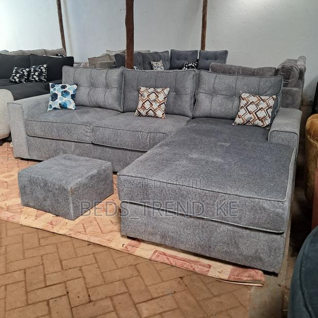 Luxurious 6 Seater L Seat Sofa Set + Puff + Throw Pillows - thumbnail 2