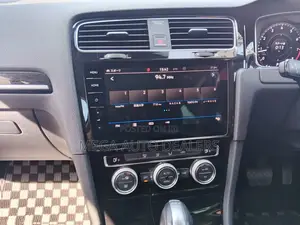 Volkswagen Golf 2018 Blue