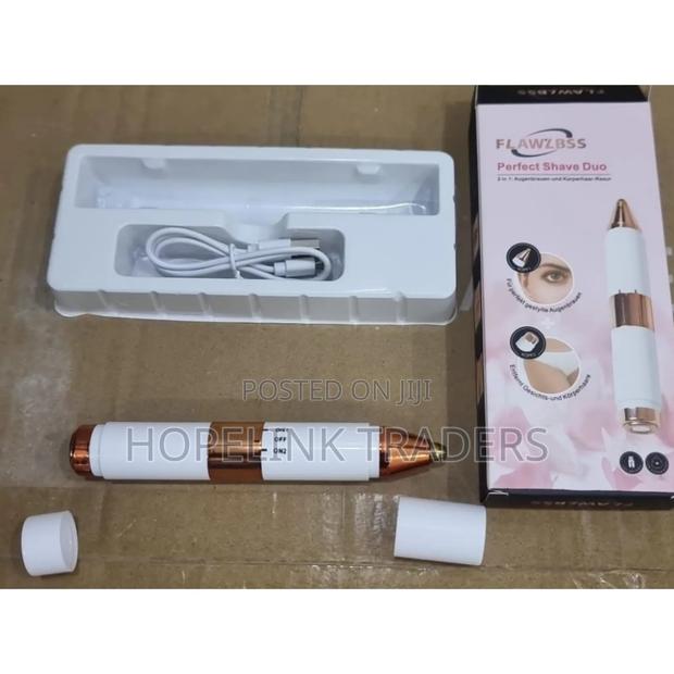 Eye Brow 2in1 Shaver - main view