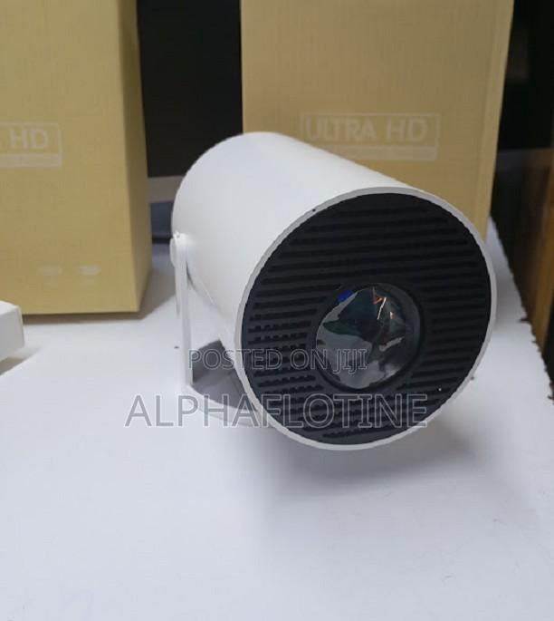 Hy300 Pro Android 13 System 1080p4k Home Theater - main view