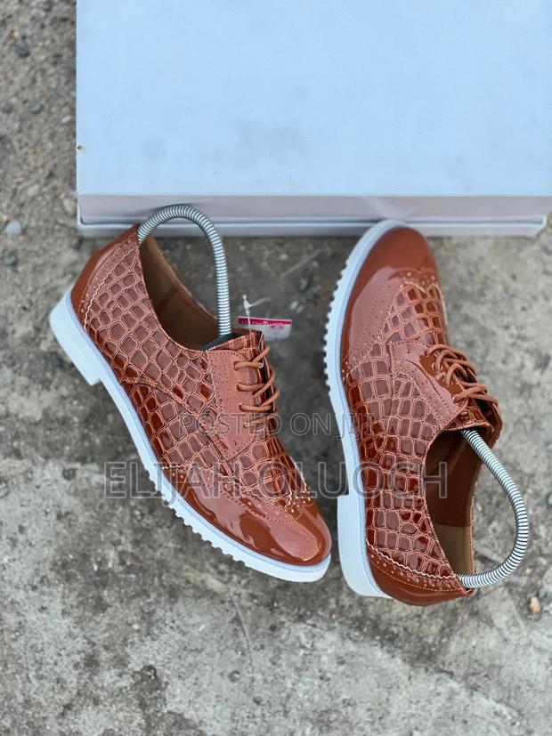 Glittering Wet Look Ladies Brogues - thumbnail 5