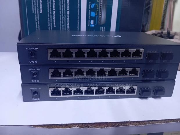 Tp-Link Omada Sg2210p Switch Gigabit Available - main view