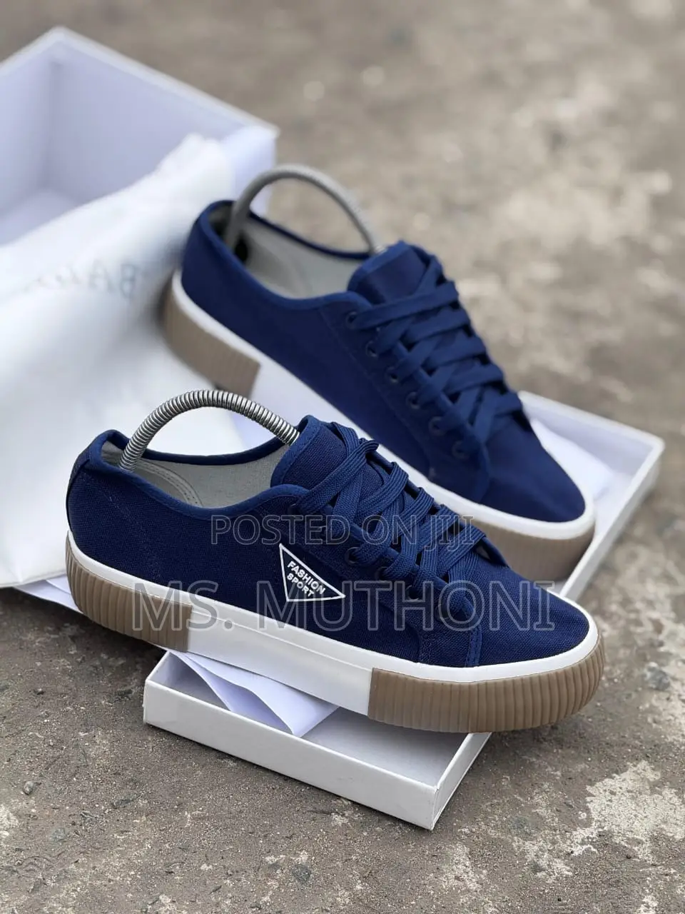 Quality Ladies Rubber Shoes 37-42