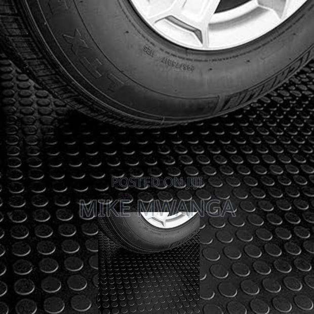 Anti-Slipping Rubber Coin Studded Mats - main view