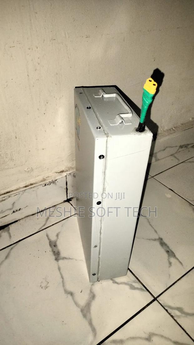 Lithium Battery - thumbnail 6