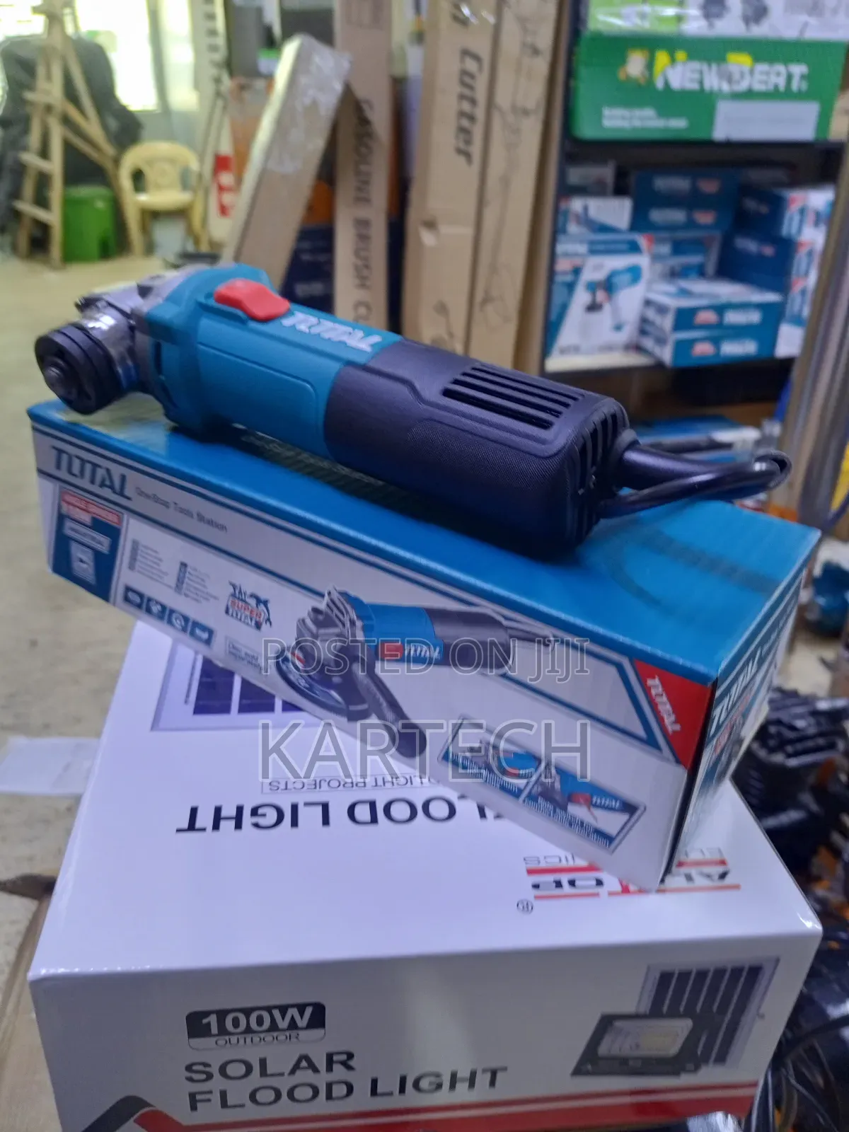 Total 4.5" 750w Angle Grinder 12000rpm