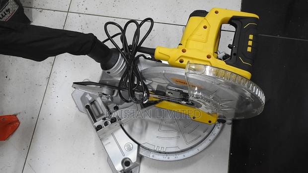 255mm 1800w Sliding Compound Dual Bevel Mitre Saw With Laser