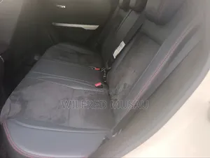 Suzuki Escudo 2018 Gold