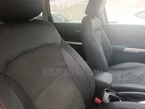 Suzuki Escudo 2018 Gold