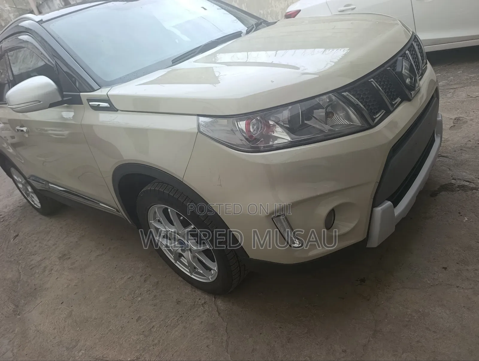 Suzuki Escudo 2018 Gold