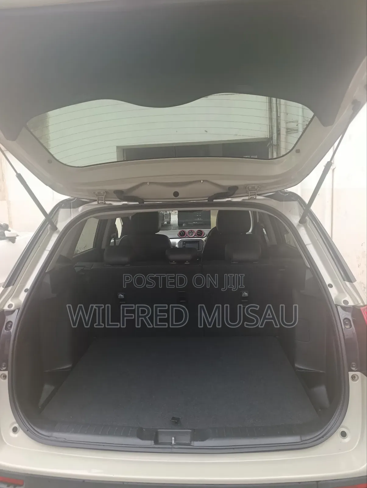 Suzuki Escudo 2018 Gold