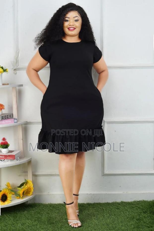 Elegant Black Shift Dress - main view