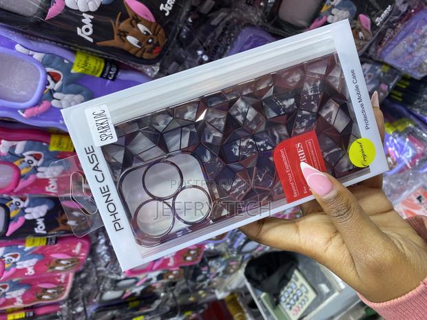 Btuk Tecno Spark 10c Detachable Diamond Print Case - thumbnail 3