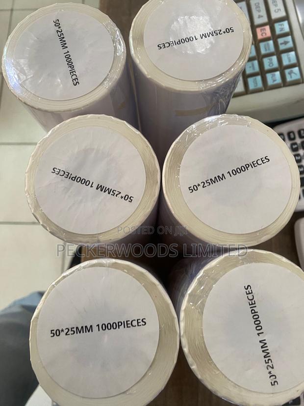 "Label Rolls 50x25mm – Perfect for Retail Shipping!"
