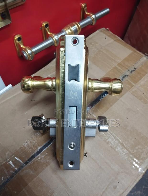 Bathroom Locks - thumbnail 2