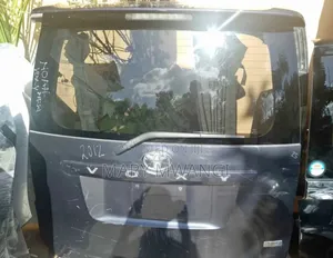Ex Japan Voxy 2012 Boot/Tailgate Available