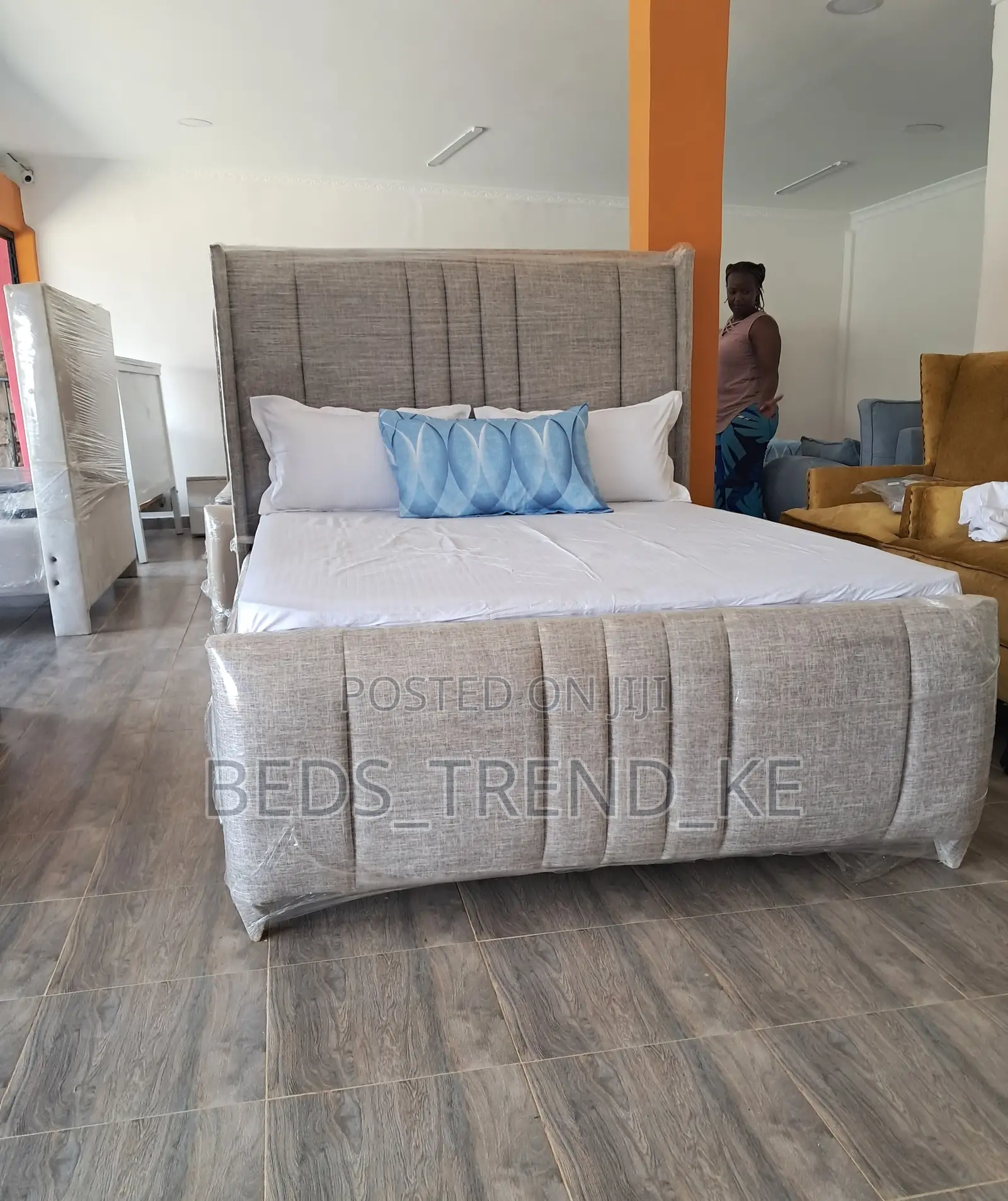 Classic 4 by 6 Modern Bed