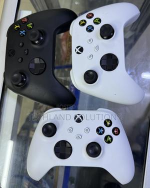 Moderately Used Xbox Series X Pad - main view