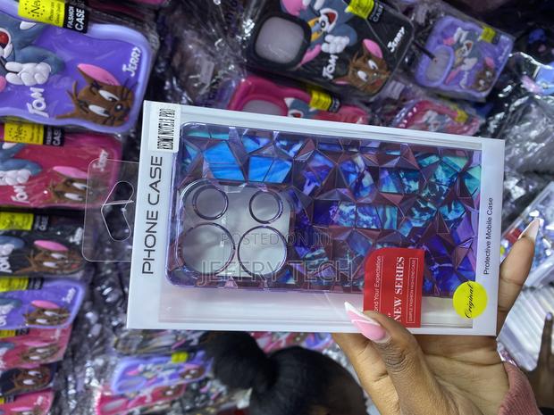 Sparki Redmi Note 13 Pro Detachable Diamond Print Case - main view