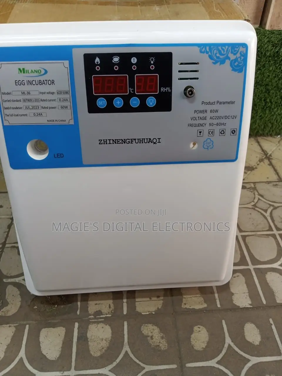 High Standard Milano 36 Eggs Incubator
