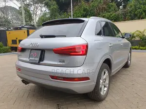 Audi Q3 2.0 TFSI 180hp 2016 Silver