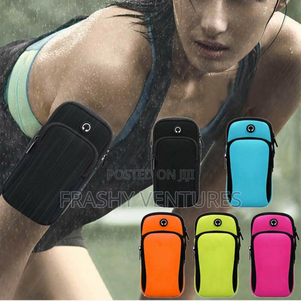 Arm Band Pouch Phone Holder - main view