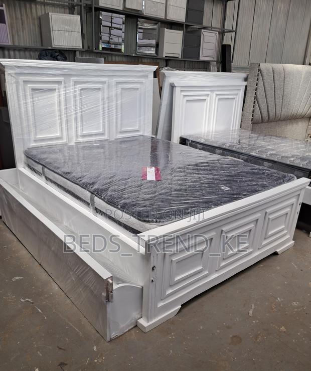 Handcrafted Modern 5 By 6 Ft Bed