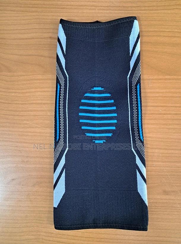Knee Support (Kn-028) - thumbnail 2