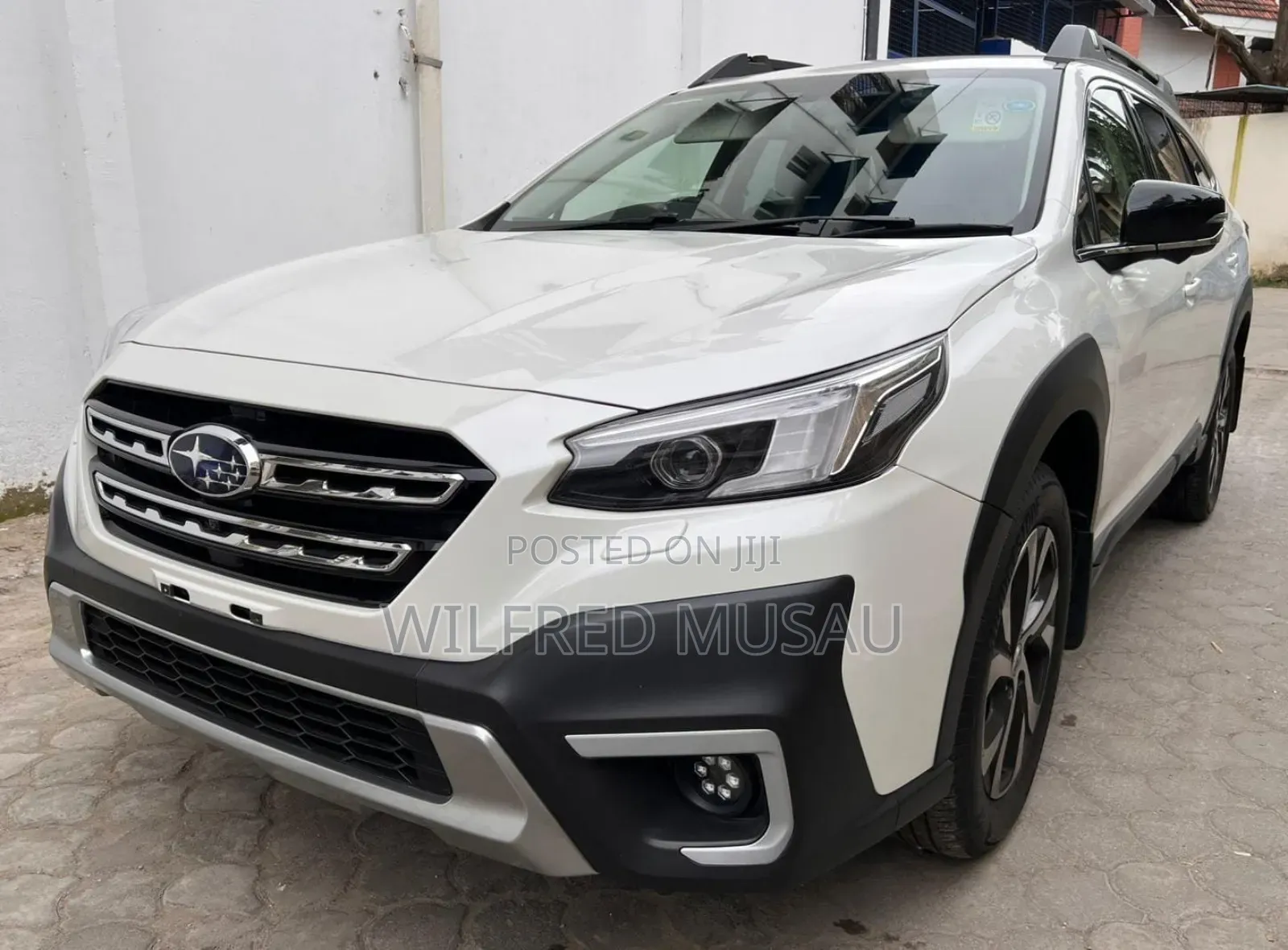 Subaru Outback 2022 White