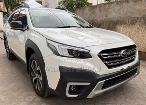 Subaru Outback 2022 White