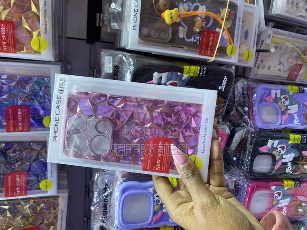 Dwal Redmi Note 13 Pro Detachable Diamond Print Case - thumbnail 2