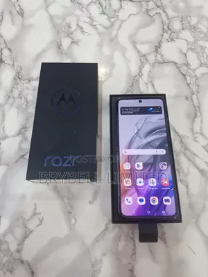 Motorola Razr 2022 256 GB Gray