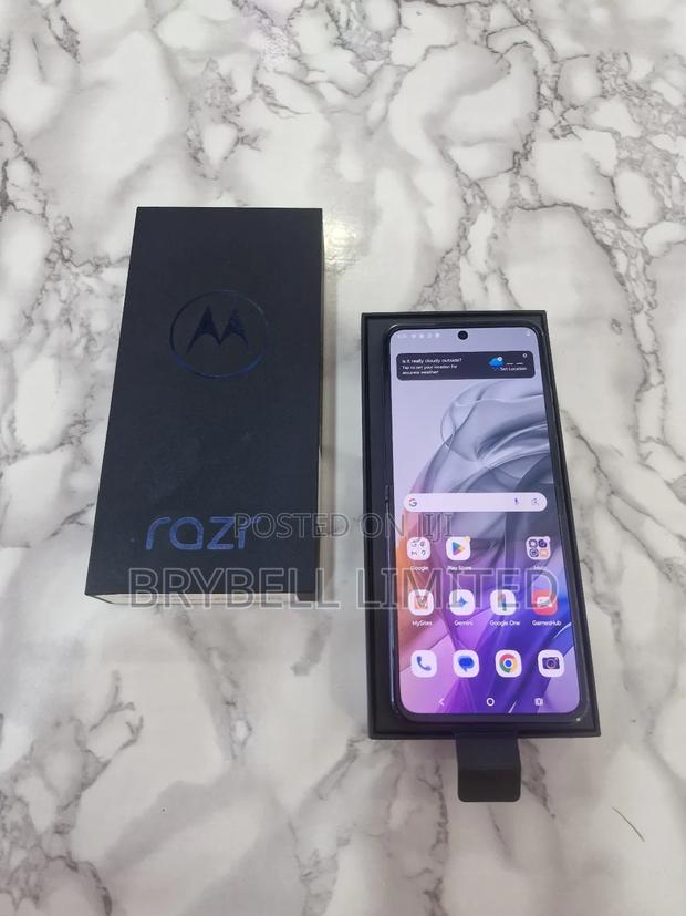 Motorola Razr 2022 256 GB Gray - thumbnail 4