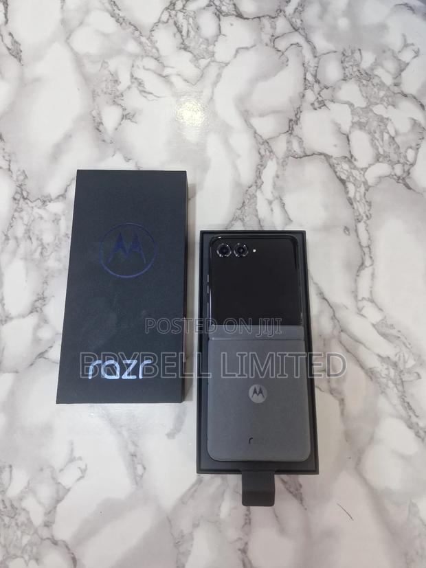Motorola Razr 2022 256 GB Gray - thumbnail 11