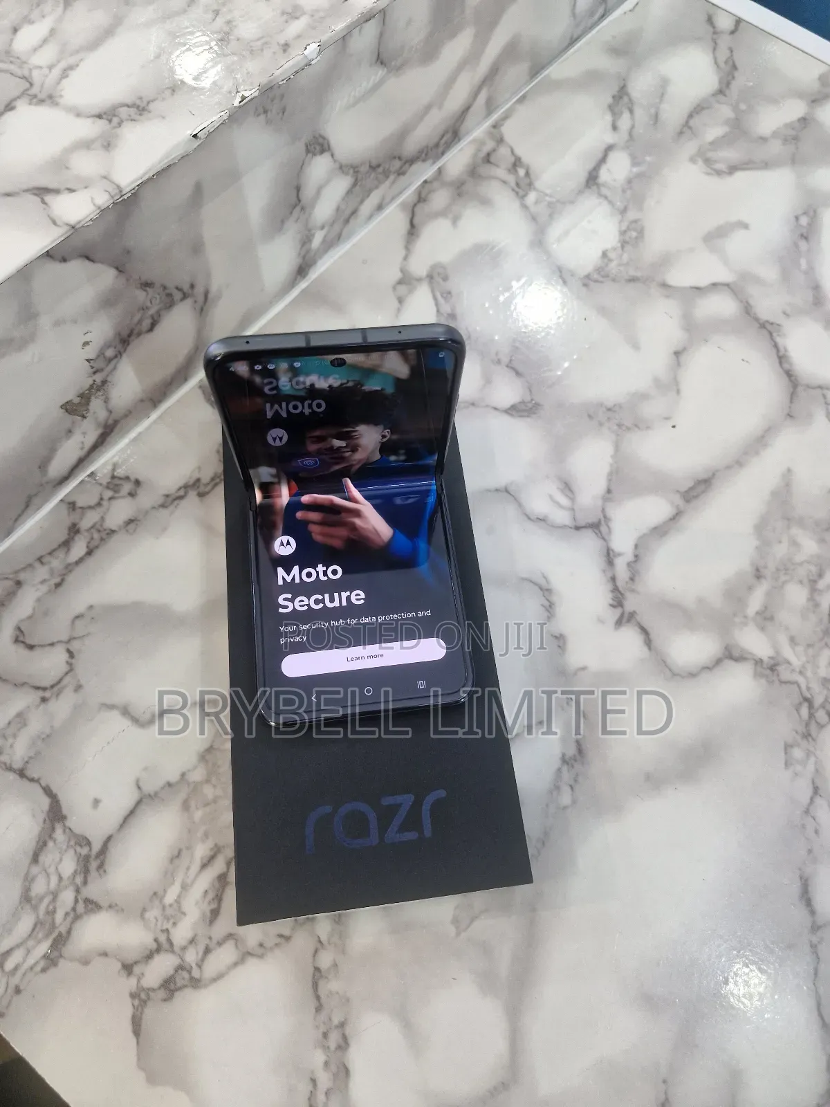 Motorola Razr 2022 256 GB Gray