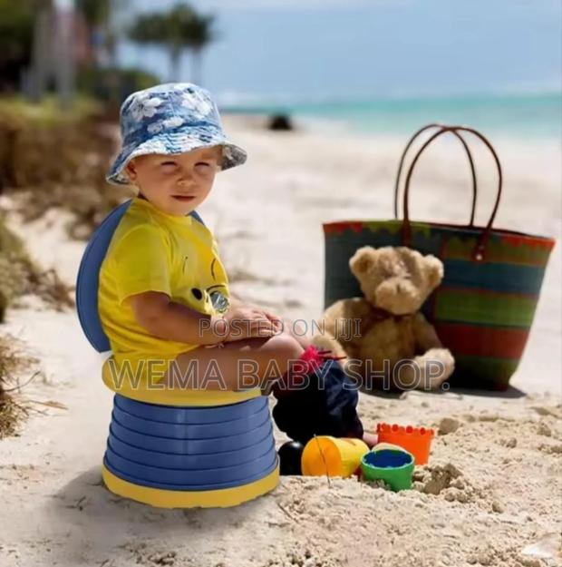 2 in 1 Kids Portable/Foldable/Travel Potty/Seat - thumbnail 8