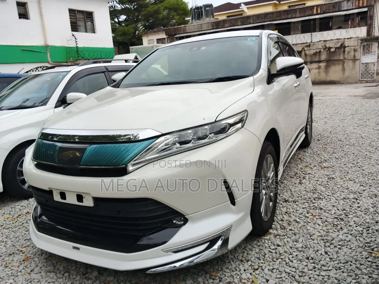 Toyota Harrier 2018 White