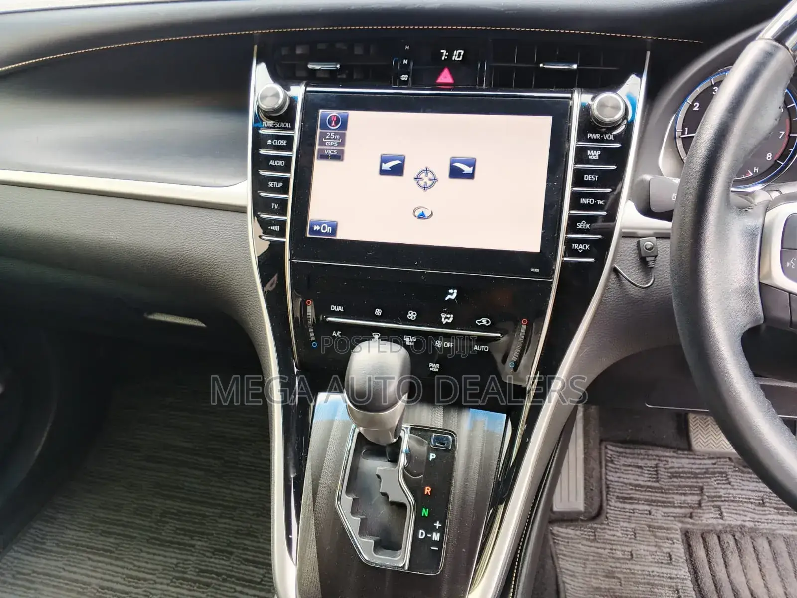 Toyota Harrier 2018 White