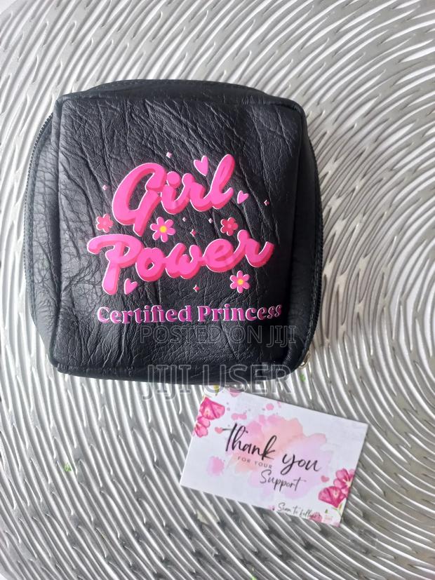 Pad Bags/Pouch - thumbnail 2