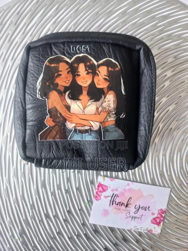 Pad Bags/Pouch - thumbnail 3