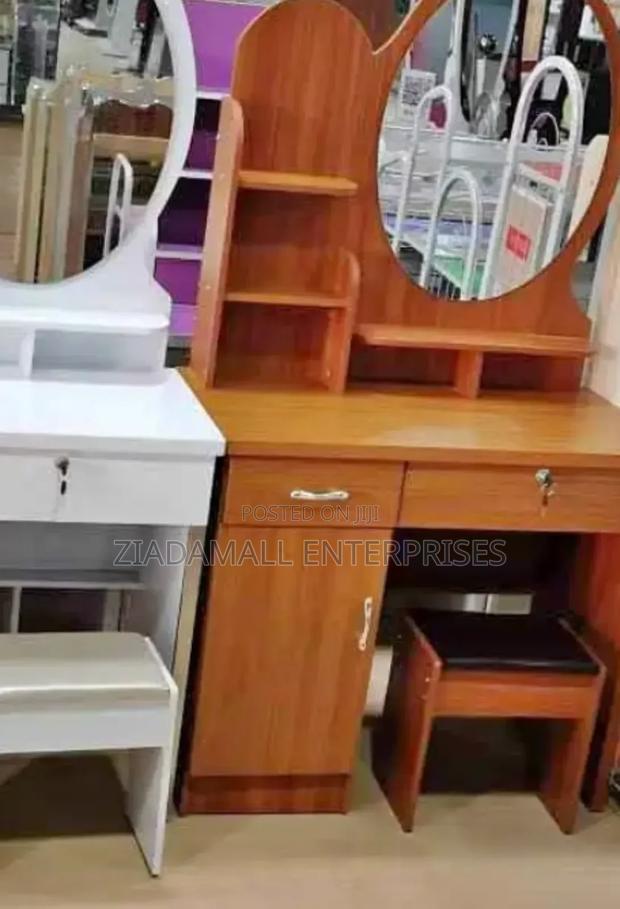 Styling Dressing Mirror Table With Sliding Mirror